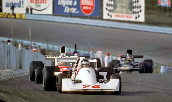Джеймс Хант на Гран При США 1975 года. Фото Уоткинс-Глен