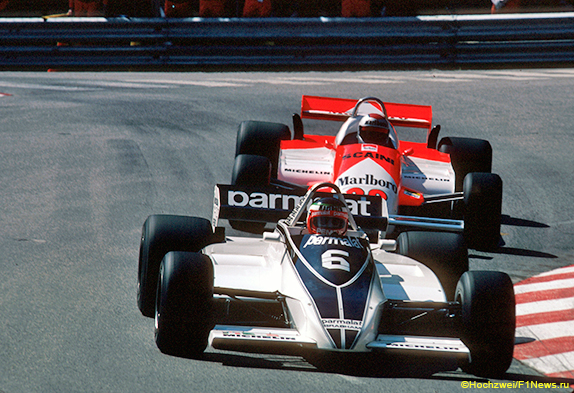 Эктор Ребаке (Brabham) и Марио Андретти (Alfa Romeo) на квалификации Гран При Монако 1981 года
