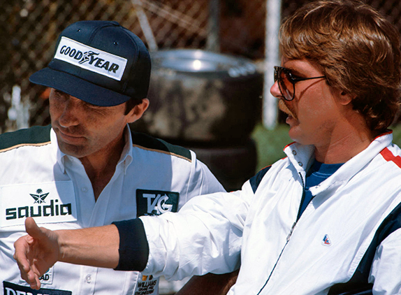 Фрэнк Уильямс и Кейо Росберг на Гран При Лонг-Бич 1982 года. Фото Williams