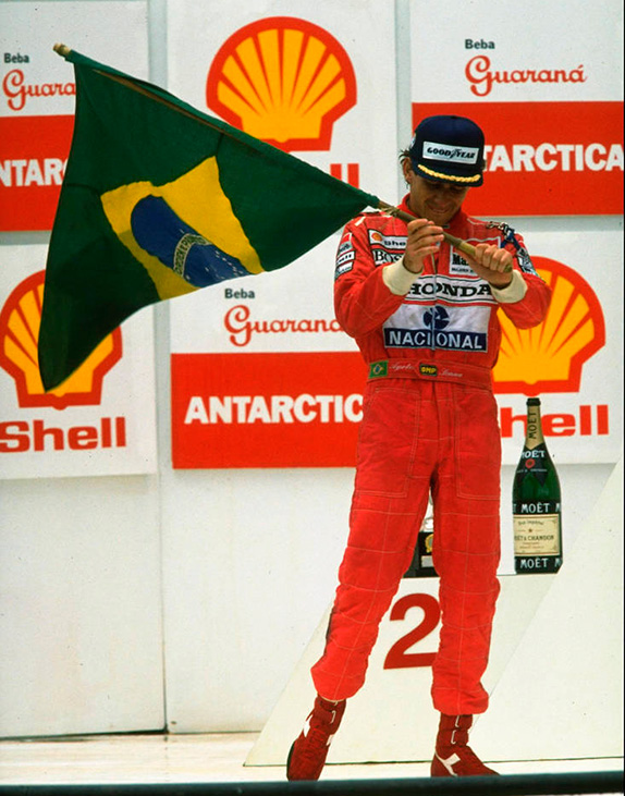 Айртон Сенна на подиуме Гран При Бразилии 1991 года. Фото McLaren