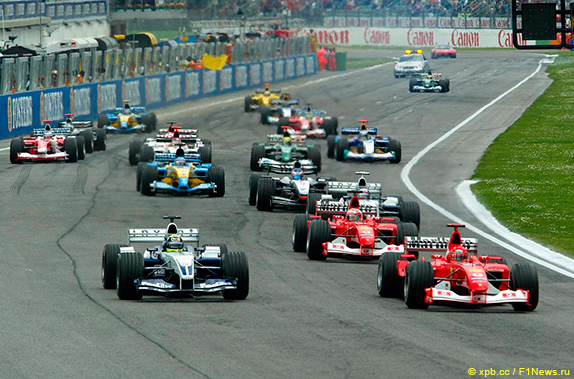 Старт Гран При Сан-Марино 2003 года