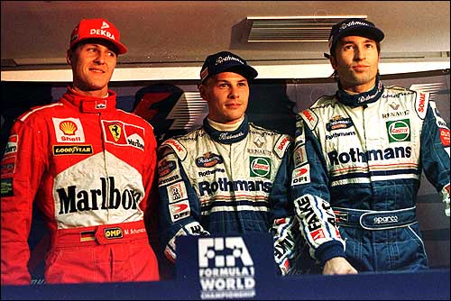 Михаэль Шумахер, Жак Вильнев и Хайнц-Харальд Френтцен. Три гонщика, показавших абсолютно одинаковый результат на квалификации