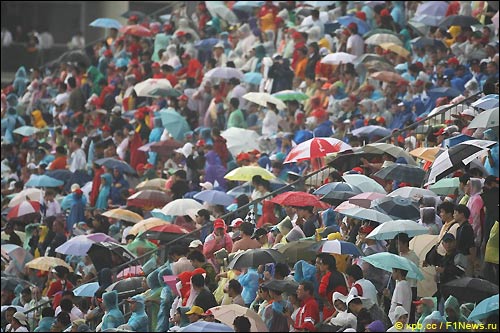 Гран При Китая'07. Дождь 