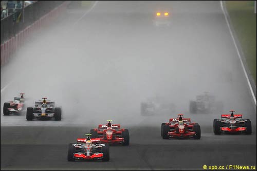 Старт Гран При Китая'07