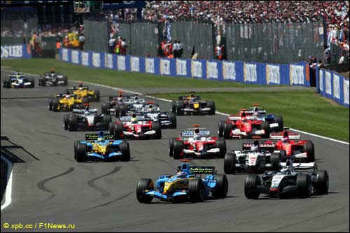 Старт Гран При Великобритании 2005 года