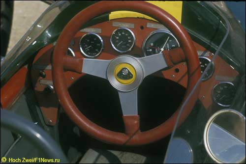 Кокпит Lotus 25, 1964 год