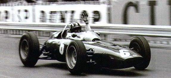 Грэм Хилл выигрывает Гран При Монако 1963 года
