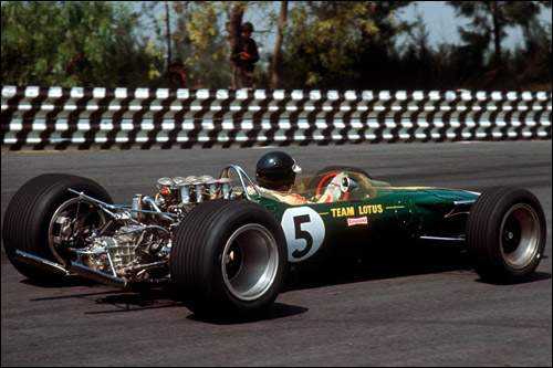Джим Кларк на Lotus 49 на Гран При Мексики 1967 года