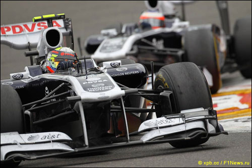 Пилоты Williams на трассе Гран При Бельгии