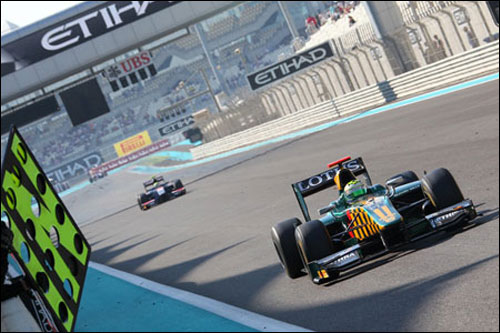 Победный финиш Джеймса Каладо в воскресной гонке GP2 в Абу-Даби