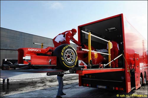 Ferrari F2012 готовится к отправке на тесты