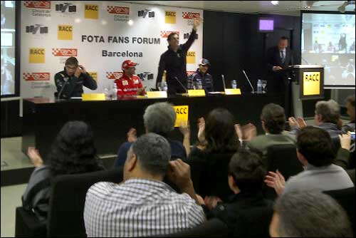 Встреча FOTA с болельщиками в Барселоне