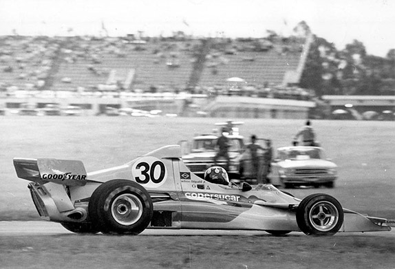 Машина команды Copersucar Вилсона Фиттипальди на Гран При Аргентины 1975 года