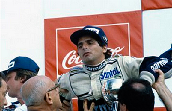 Нельсон Пике на подиуме Гран При Бразилии 1982 года