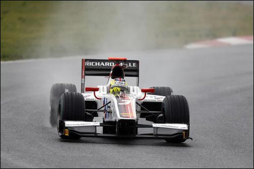 Джеймс Каладо на тестах GP2 в Барселоне