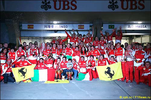 Scuderia Ferrari отмечает победу в Гран При Китая 2013