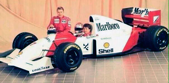 Презентация новой машины McLaren с Майклом Андретти и Микой Хаккиненом