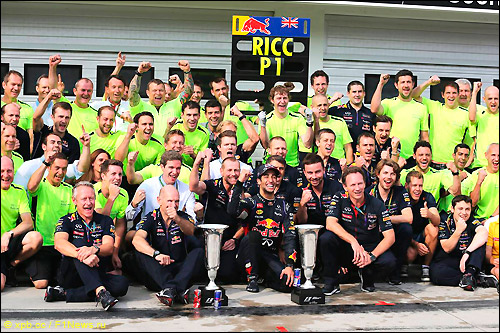 Red Bull отмечает победу в Гран При Венгрии 2014