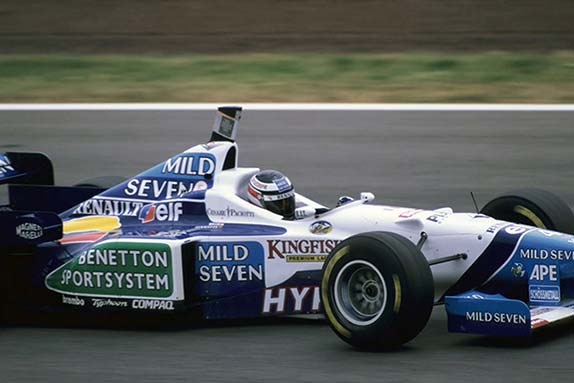 Логотипы Kingfisher появились на машинах Benetton в 1996 году