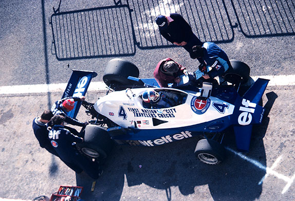 Патрик Депайе за рулём Tyrrell