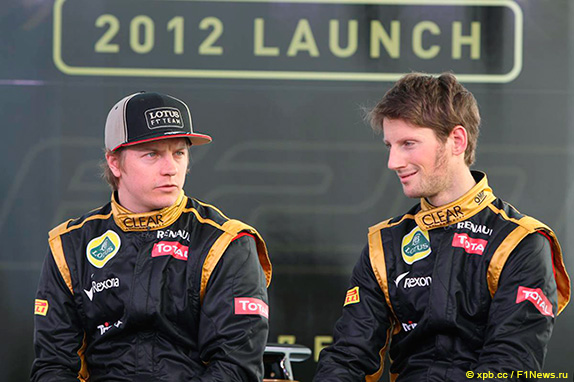 Кими Райкконен и Роман Грожан на презентации Lotus F1 2012 года