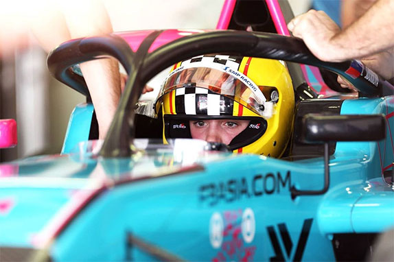 Ирина Сидоркова на первом этапе F3 Asia в Дубае, фото FormulaK