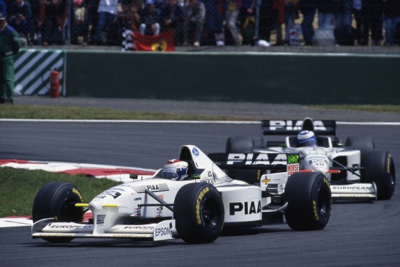 Йос Ферстаппен за рулём Tyrrell 025 на трассе Гран При Франции, 1997 год, фото XPB