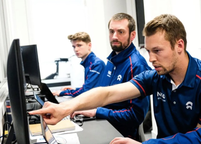 Даниил Квят на тестах с командой NIO333, фото пресс-службы Формулы E