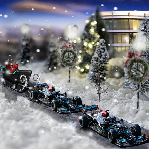 Рождественский плакат от Mercedes