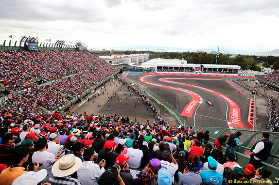 Стадион в Мексике
