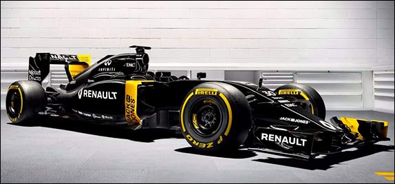 Машина Renault на презентации в черной раскраске