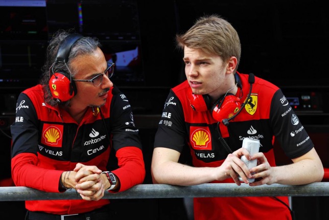 Роберт Шварцман и Лоран Мекис, спортивный директор Ferrari, фото XPB