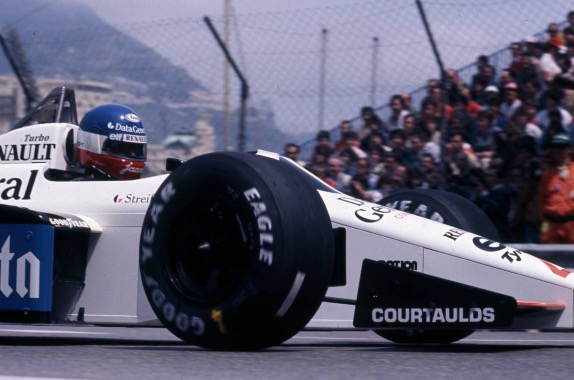 Филипп Стрейфф за рулём Tyrrell на Гран При Монако 1986 года, фото XPB