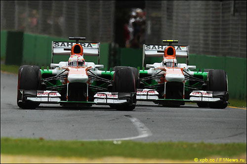 Гонщики Force India на трассе Гран При Австралии