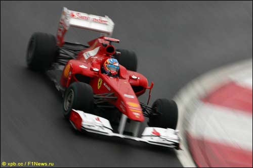 Фернандо Алонсо за рулем Ferrari