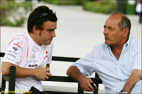 Фернандо Алонсо и Рон Деннис, 2007 год