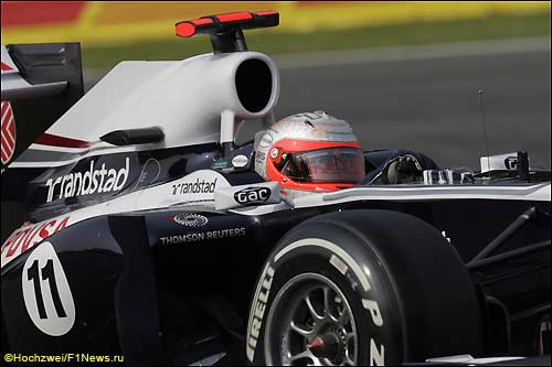Рубенс Баррикелло за рулем Williams FW33