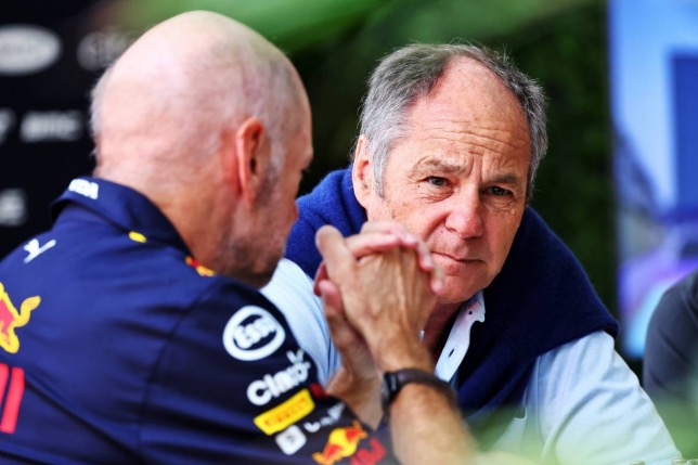 Герхард Бергер (справа) и Эдриан Ньюи, глава технического департамента Red Bull Racing, фото XPB
