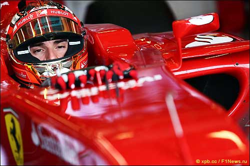Жюль Бьянки за рулём Ferrari на тестах в Сильверстоуне