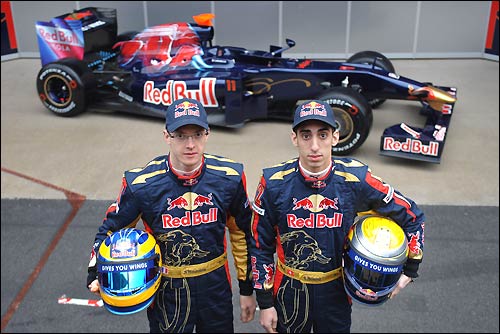 Бурдэ и Буэми на презентации Toro Rosso