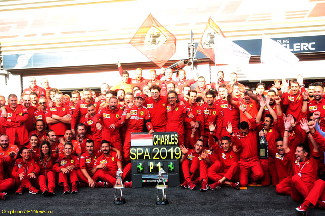 В Ferrari празднуют победу