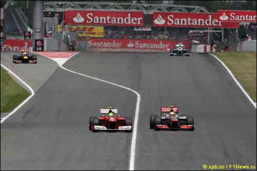 Борьба Фелипе Массы и Льюиса Хэмилтона на Гран При Испании 2012