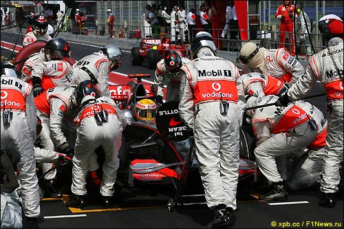 McLaren. Льюис Хэмилтон