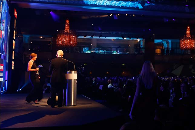 Клэр Уильямс на церемонии объявления победителя конкурса в 2015-м