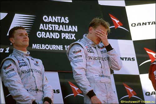 Дэвид Култхард и Мика Хаккинен на подиуме Гран При Австралии, 1998 год