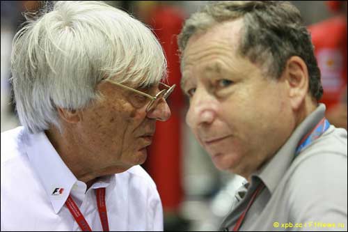 Глава менеджмента Ф1 Берни Экклстоун и президент FIA Жан Тодт