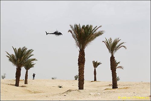 Патрульный вертолет над бахрейнским автодромом