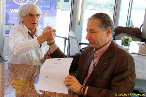 Еще в июле Берни Экклстоун и Жан Тодт пообещали подписать Договор Согласия в ближайшие недели