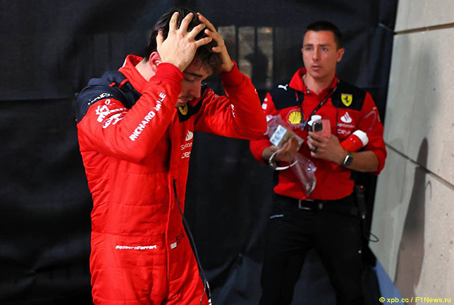 Шарль Леклер после схода с дистанции Гран При Бахрейна