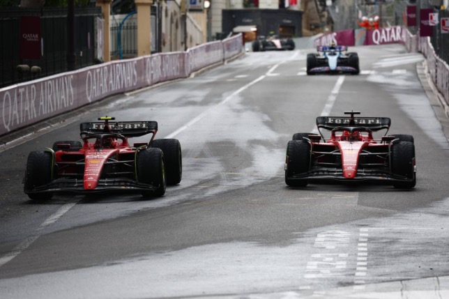 Машины Ferrari на трассе Гран При Монако, фото XPB